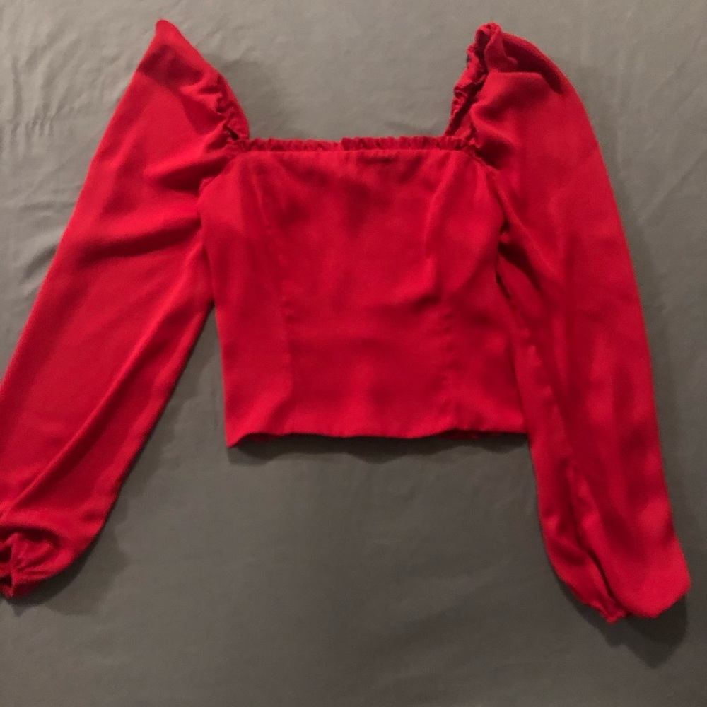 Red square neck long sleeve